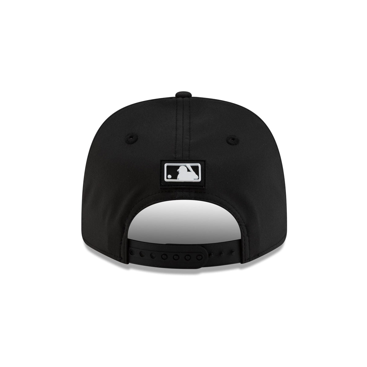 Tampa Bay Rays 2026 Clubhouse Black & White Split Panel 9SEVENTY Stretch-Snap Hat