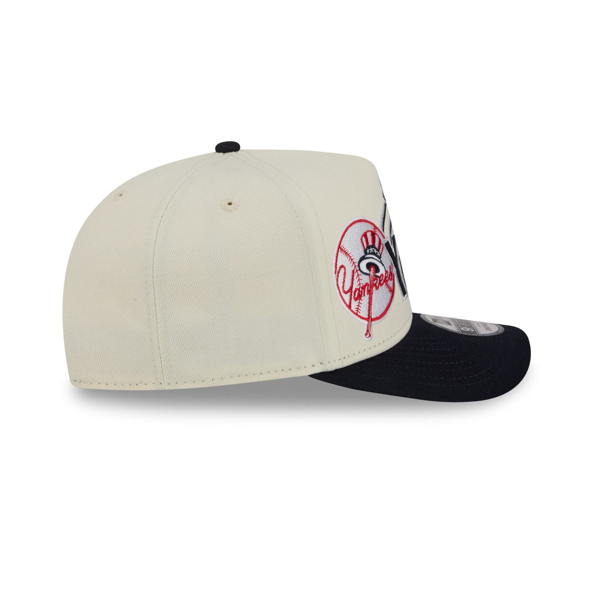 New York Yankees Chrome White Classic 9FIFTY A-Frame Snapback Hat
