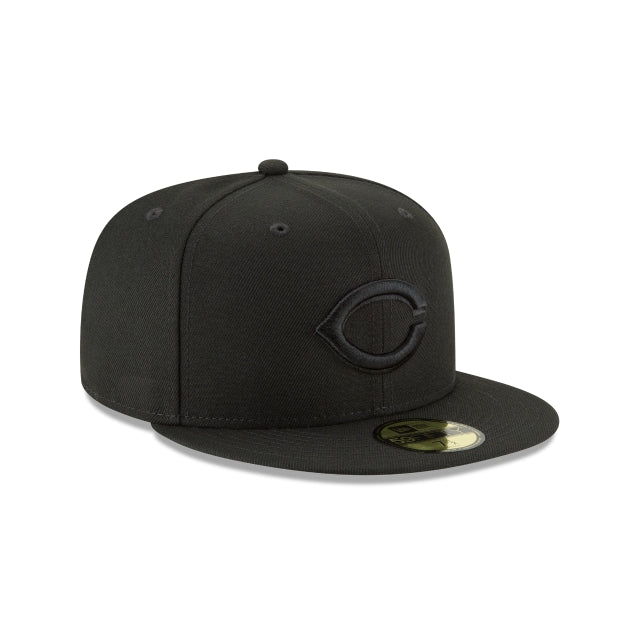 Cincinnati Reds Blackout Basic 59FIFTY Fitted Hat